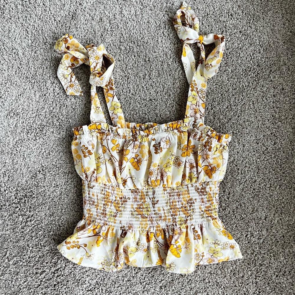 Flower top with shoulder ties